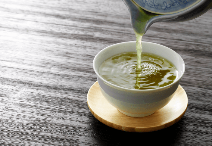 Green Tea Mug Pour
